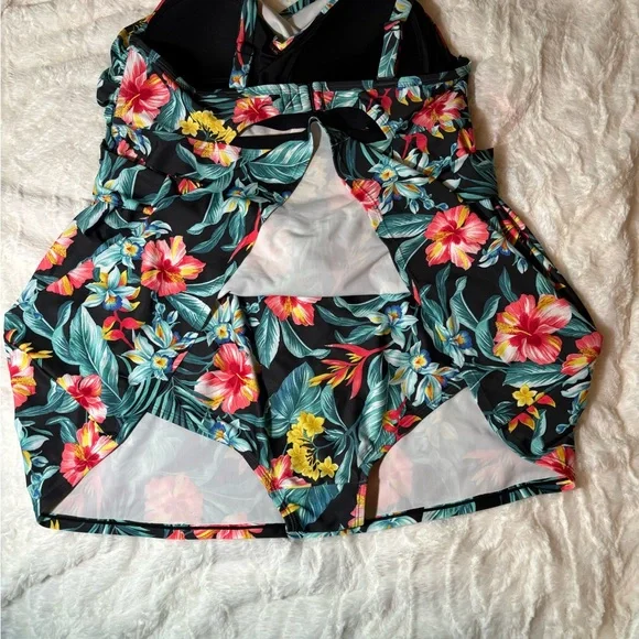 Old Navy Tropical One Piece Swimsuit Swim dress Size 2X Women’s - Picture 6 of 8